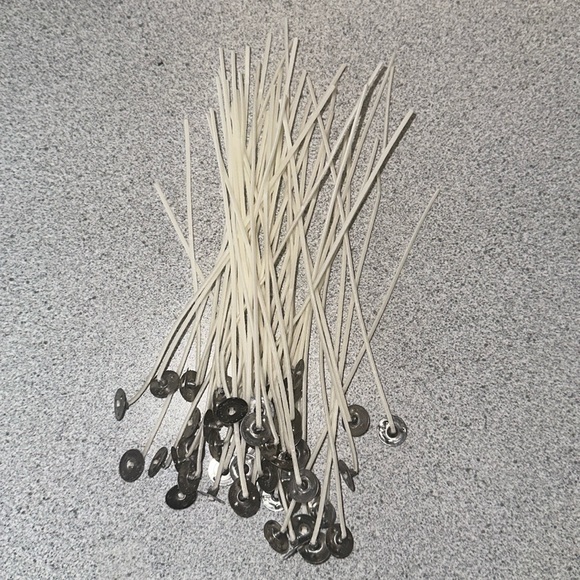 ๐๏ธ5 for $20๐๏ธ Candle Wicks - Picture 2 of 2